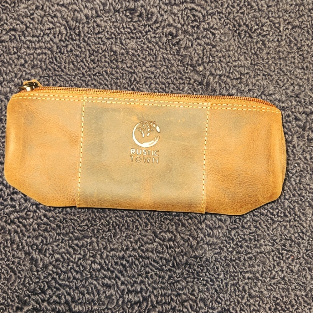 NWOT Rustic Town small barrel pencil pouch